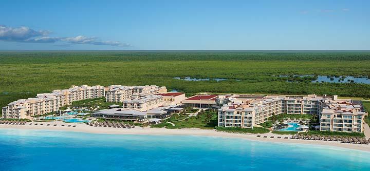 Fantasy Gem Riviera Cancun Resort